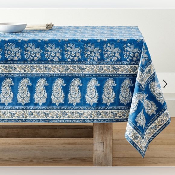 Pottery Barn Other - Pottery barn Regan Block  Print Tablecloth